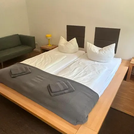 Appartement Haus Charlottenburg 2, Zentrumsnah Mit Blick Auf Festung, Mit Sauna-option *