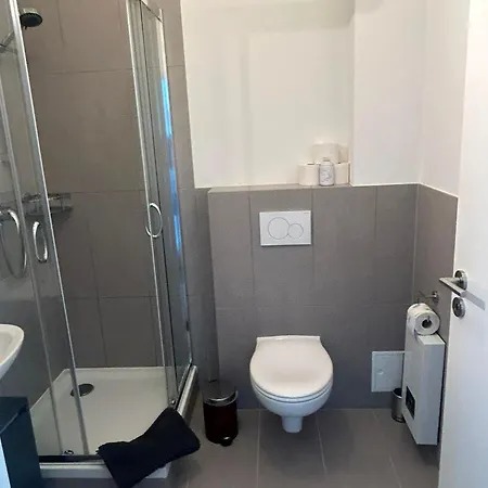 Haus Charlottenburg 2, Zentrumsnah Mit Blick Auf Festung, Mit Sauna-option *